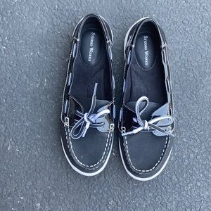 Ladies Deck Shoes